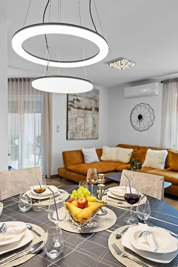 Apartment Gordana 2298 Medulin 0*,