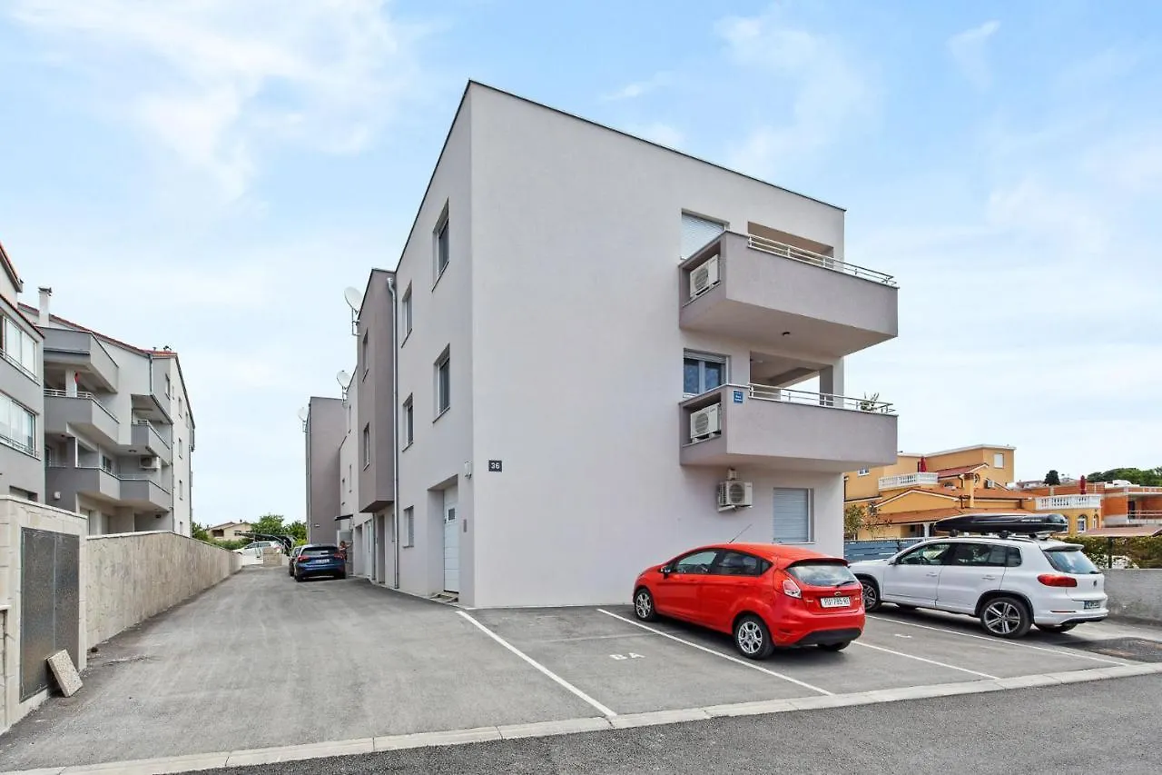 Apartment Gordana 2298 Medulin 0*,  Croatia